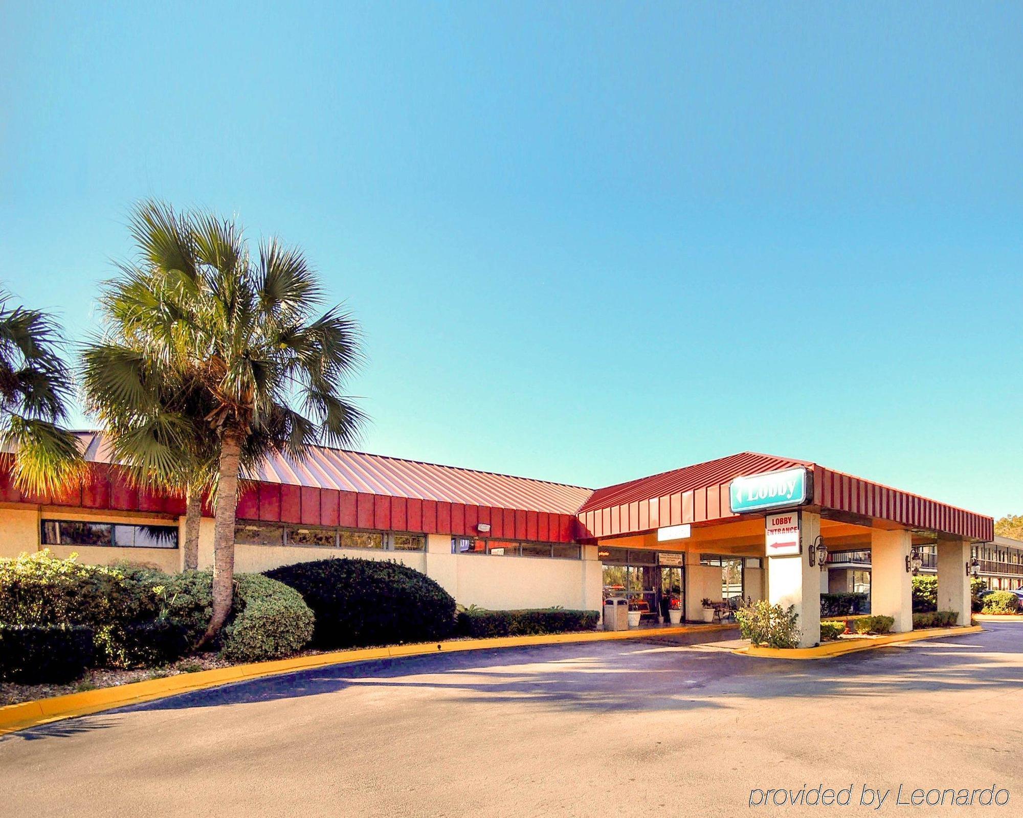 Rodeway Inn & Conference Center Orange Park Exterior foto